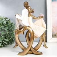 Сувенир полистоун "Влюблённые на двойном сердце" песочный 7,5х17,5х25 см Сувенир полистоун "Влюблённые на двойном сердце" песочный 7,5х17,5х25 см