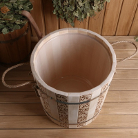 Запарник из липы, 18 л, пластиковая вставка, ручка-веревка (Рисунок 1) Запарник из липы, 18 л, пластиковая вставка, ручка-веревка (Рисунок 1)