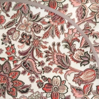 Скатерть на нетканой основе многоразовая с бейкой &laquo;Мажор&raquo;, 135&times;110(+/-5) см, цвет микс