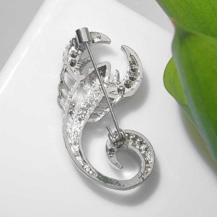 Брошь &laquo;Скорпион&raquo; изящный, цвет белый в серебре