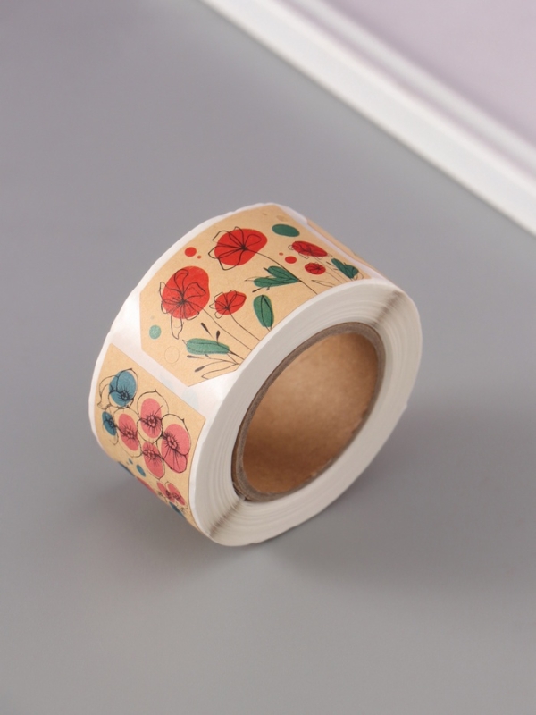 Наклейка бумага крафт "Бирки. Цветы" 3х5 см 200 шт в рулоне