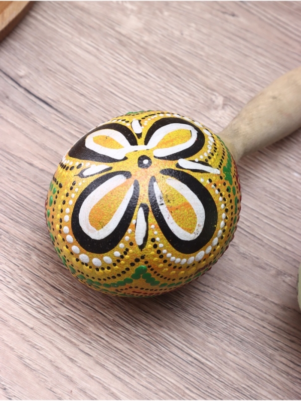 Сувенирный музыкальный инструмент Сувенирный музыкальный инструмент "Маракас" махагон, кокос 20х11х11 см МИКС