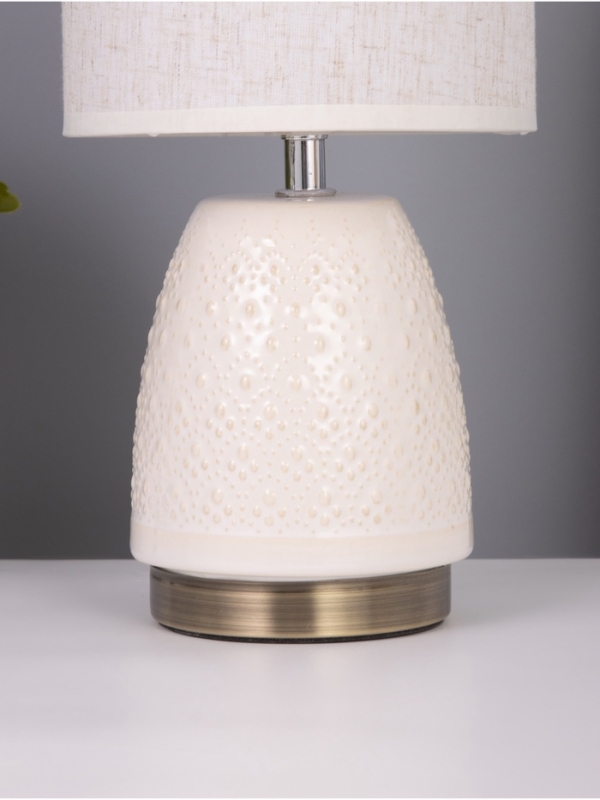 Лампа настольная "Масаки" 1х40Вт Е14 бежевый 15х15х30см