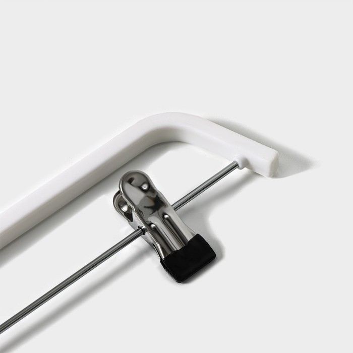 Плечики - вешалка для брюк и юбок Доляна, 37&times;16 см, широкие плечики, с зажимами, белые