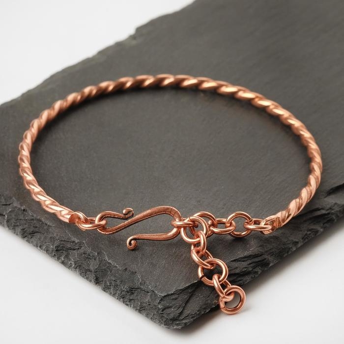 Браслет витой №2, медь, толщина 4 мм, размер 18-20 см Браслет витой №2, медь, толщина 4 мм, размер 18-20 см