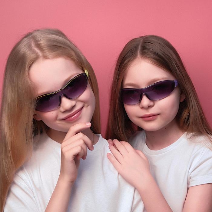 Очки солнцезащитные детские OneSun, UV 380, 13.5&times;12&times;4 см, оправа полоса, дужки микс