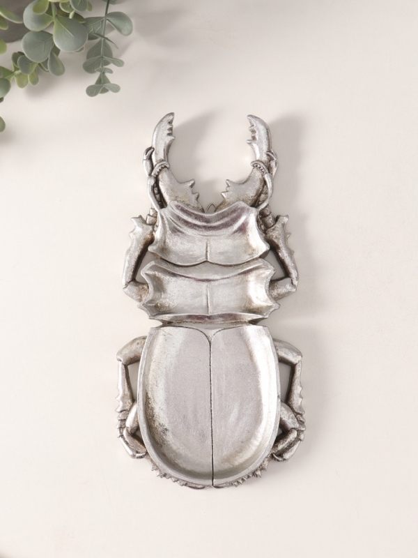 Подставка интерьерная полистоун "Жук-олень" серебро 25х13х2 см