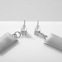 Серьги эмаль &laquo;Карты&raquo; пики, цвет чёрно-белый в серебре