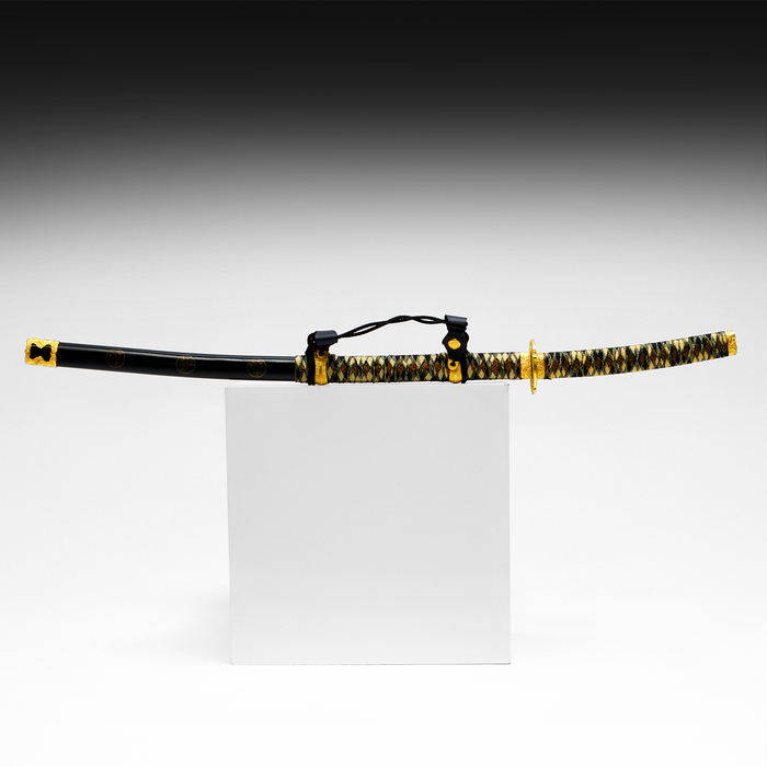 Сувенирное оружие &laquo;Катана&raquo;, чёрные ножны, золотистая обмотка, 102 см
