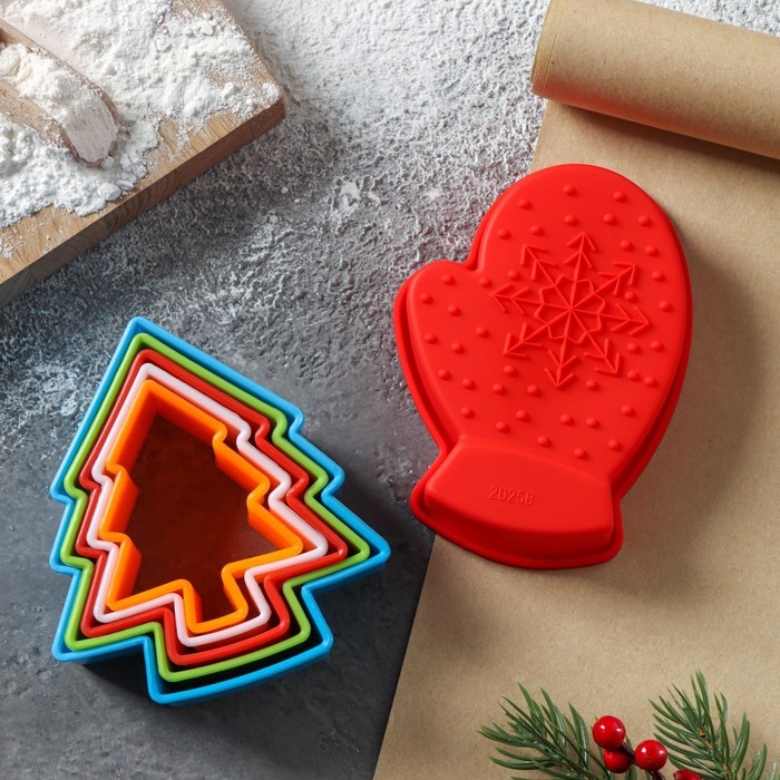 Набор для выпечки новогодний Доляна &laquo;Новогодняя&raquo;, 6 предметов: форма для выпечки, набор форм для вырезания печенья 5 шт