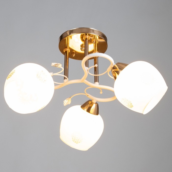 Люстра "Оливия" 3х60Вт Е27 Золото, белый 48х48х28см