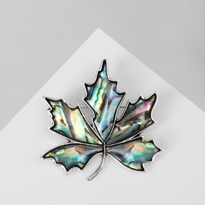 Брошь-кулон &laquo;Галиотис&raquo; лист клёна, цвет зелёный в чернёном серебре