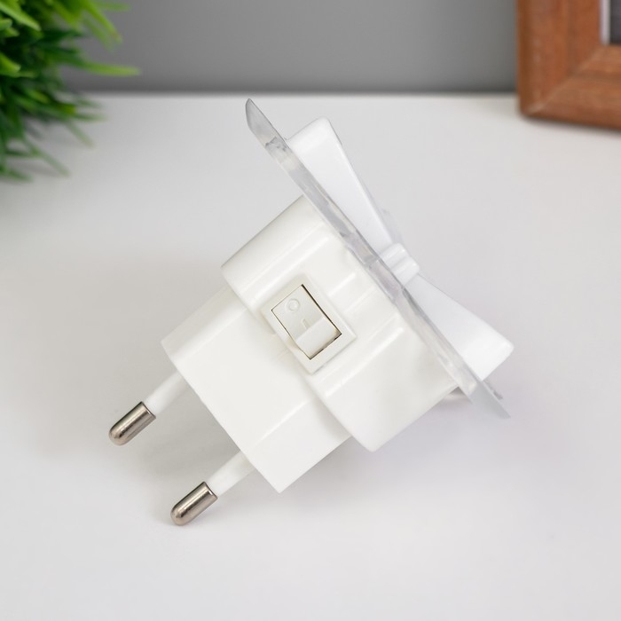 Ночник Ночник "Бабочка" пластик 5,5х7,5х6 см RISALUX