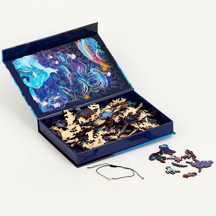 Пазлы деревянные фигурные &laquo;Сказки Вселенной&raquo; с кулоном на руку, 162 элемента