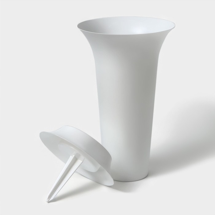 Ваза под срезку с колышком, 2,8 л, цвет белый Ваза под срезку с колышком, 2,8 л, цвет белый