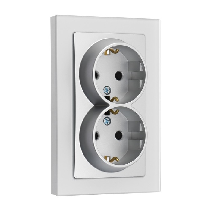 Розетка двухместная TOT Matte Glass, 16 А, скрытая, с з/к, стекло, серебристая Розетка двухместная TOT Matte Glass, 16 А, скрытая, с з/к, стекло, серебристая