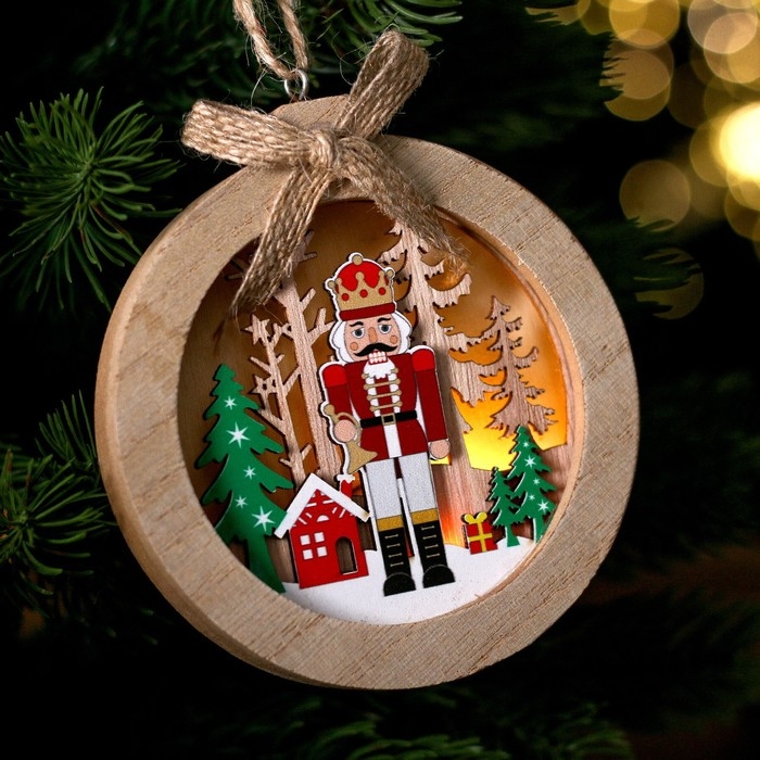 Новогодний декор с подсветкой &laquo;Щелкунчик&raquo; 10,5 &times; 1,5 &times; 10,5 см