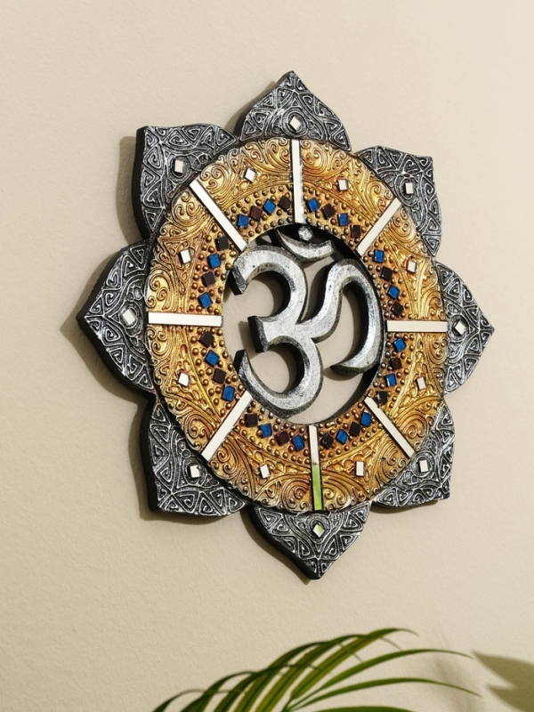 Панно резное МДФ "ОМ", 30х30х0,6 см, серебрянный край