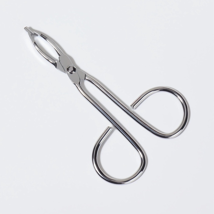 Пинцет в форме ножниц, прямой, 8,2 см, цвет серебристый Пинцет в форме ножниц, прямой, 8,2 см, цвет серебристый