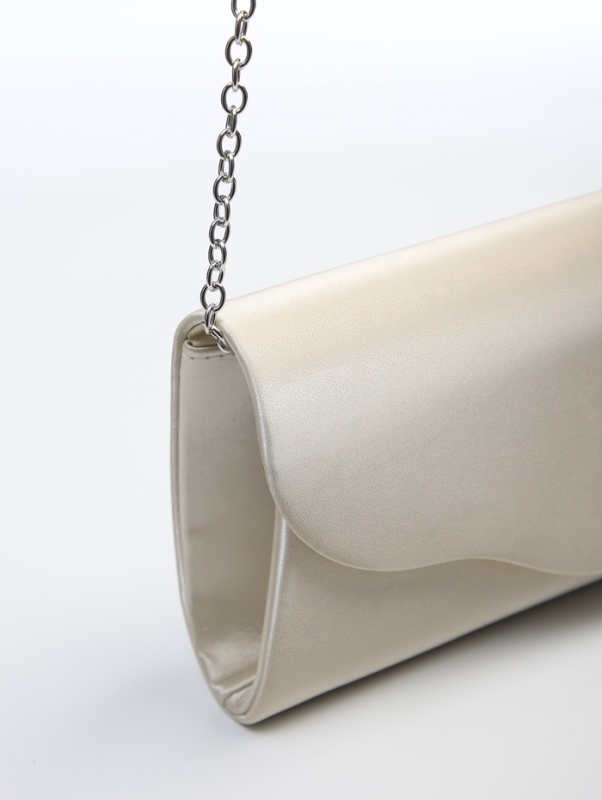 Сумка женская на магните, цвет золотистый