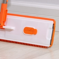 Швабра с отжимом, водосгоном и щёткой Raccoon, 2 насадки из микрофибры 50&times;11 см, стальная ручка 141 см