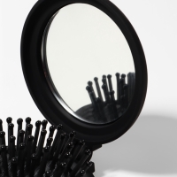 Расчёска массажная &laquo;Классика&raquo;, складная, с зеркалом, 7&times;2.5 см, матовая, чёрная