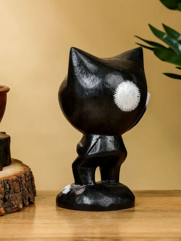 Сувенир "Кот рыбак" дерево 10х10х16 см, цв. чёрно-белый