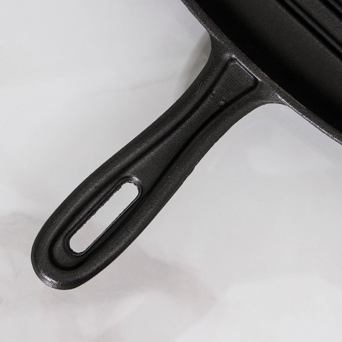 Сковорода гриль чугунная &laquo;Гриль глубокий&raquo;, 28&times;26&times;4,5 см, 2 слива, чугунная ручка, цвет чёрный