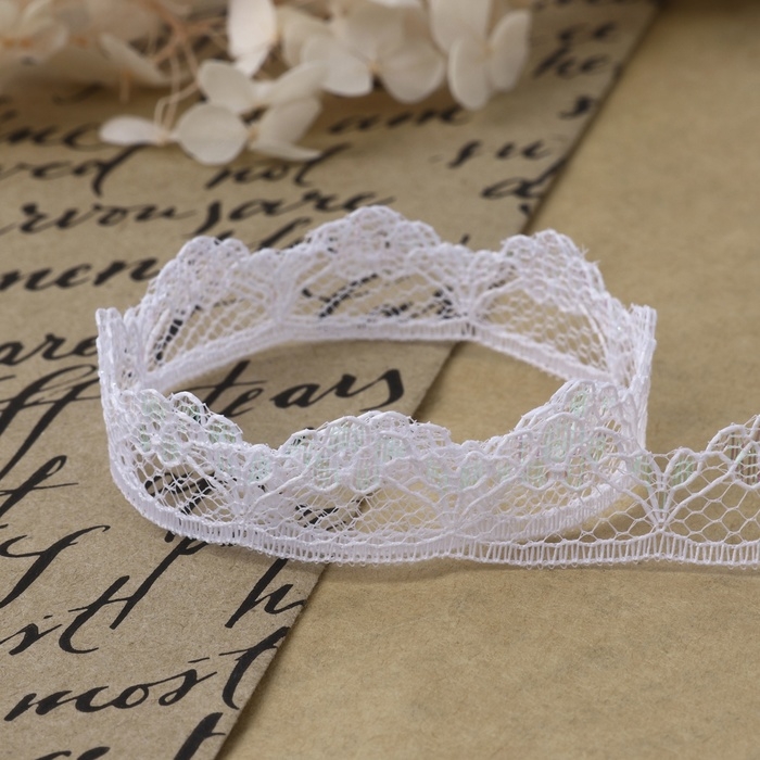 Кружево капроновое, с люрексом, 15 мм &times; 10 &plusmn; 1 м, цвет белый