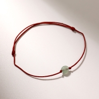 Браслет желаний &laquo;Нефрит&raquo; на бордовой нити, длина регулируется