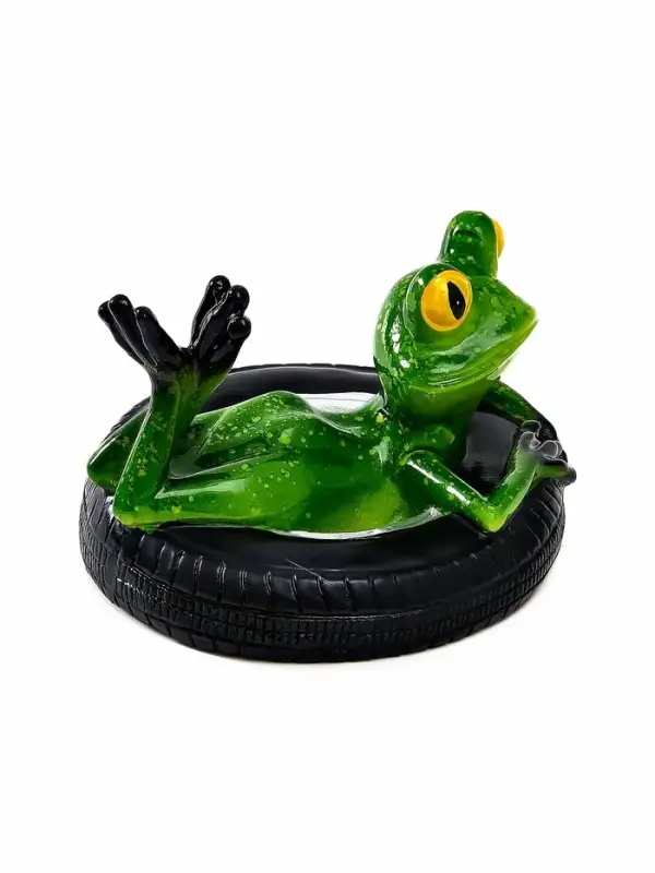 Садовая фигура 14 х 13 х 9,5 см "Лягушка на шине" Водоплавающая
