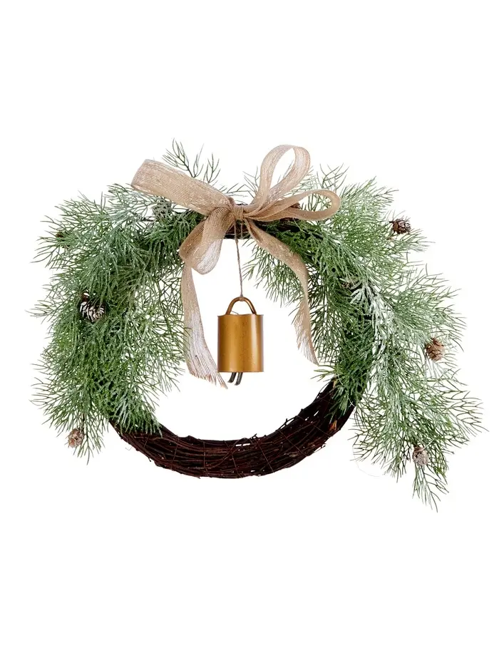 Декоративный венок &laquo;Ель с колокольчиком&raquo;, d=55 см, 30LED, от батареек CR2032&times;2, свечение тёплое белое