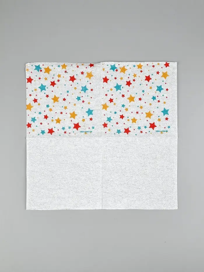 Салфетки бумажные однослойные &laquo;Звезды&raquo;, 24&times;24 см, 50 шт.
