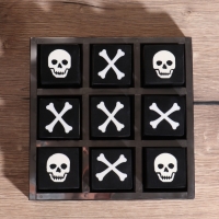 Настольная игра "Крестики-нолики" 20.5х20.5 см, манговое дерево, сталь, смола