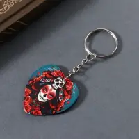 Брелок акрил "Девушка в маске" 4х3,8х0,2 см