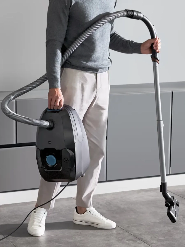 Пылесос с пылесборником Green Force Max TW4931EA, 4,5 л