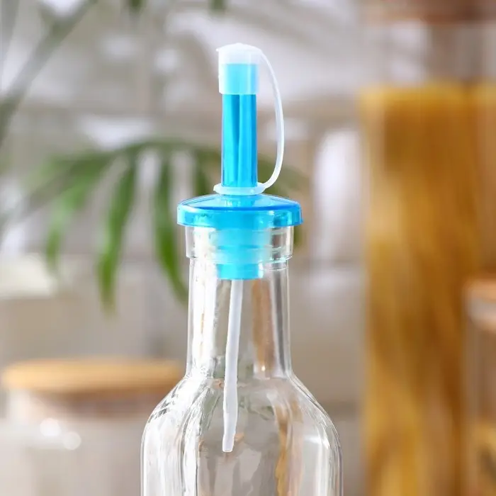 Бутыль стеклянная для соусов и масла &laquo;Классик&raquo;, 270 мл, 5&times;25 см, цвет крышки МИКС