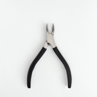 Кусачки педикюрные, скрытая пружина, прорезиненная ручка, 11 см, длина лезвия - 12 мм, цвет серебристый/чёрный