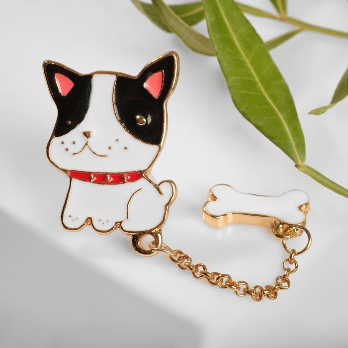 Значок &laquo;Собачка&raquo; бульдожек с косточкой, цветной в золоте