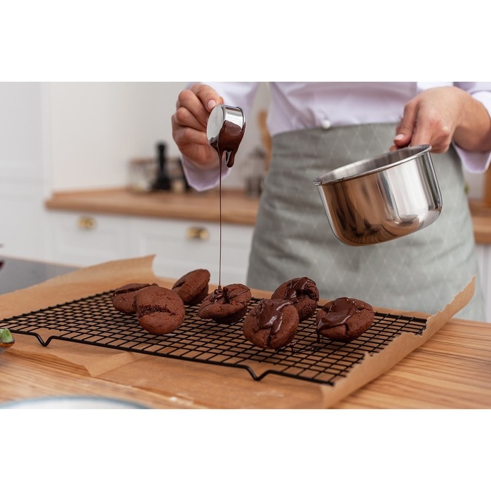 Решётка для глазирования и остывания кондитерских изделий KONFINETTA, 40&times;25&times;1,5 см, цвет чёрный