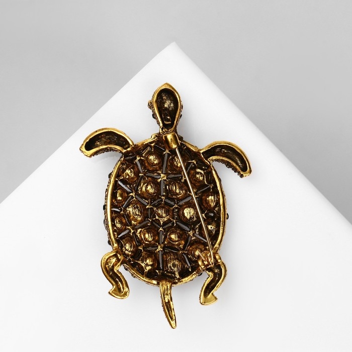 Брошь &laquo;Черепаха&raquo; с хвостиком, цвет изумруд в чернёном золоте