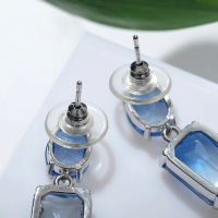 Серьги со стразами &laquo;Весна&raquo; овал квадрат, цвет синий в серебре