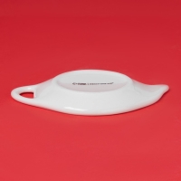 Новогодняя подставка под чайный пакетик Доляна &laquo;Парк аттракционов&raquo;, керамика, 12&times;9,5 см, цвет белый