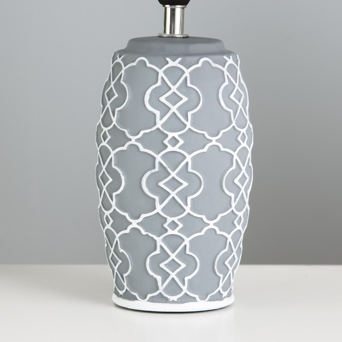 Настольная лампа "Камила" Е14 40Вт серо-белый 22х22х35 см RISALUX