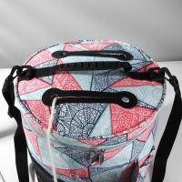 Сумка-футляр «Цветы», с ручками/карманами, d = 28 × 32 см, цвет разноцветный Сумка-футляр «Цветы», с ручками/карманами, d = 28 × 32 см, цвет разноцветный