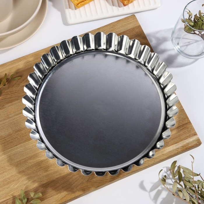 Форма для выпечки со съёмным дном, h=4,5 см, d=28 см