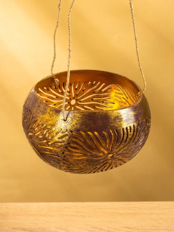 Подсвечник подвесной из кокоса, 14&times;14&times;10 см, золотой