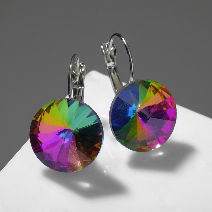 Серьги со стразами &laquo;Яркая классика&raquo;, цвет бензиновый в серебре, d=1,6 см