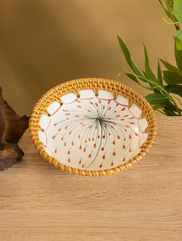 Тарелка керамическая с ротангом 18х18х3,7 см, МИКС