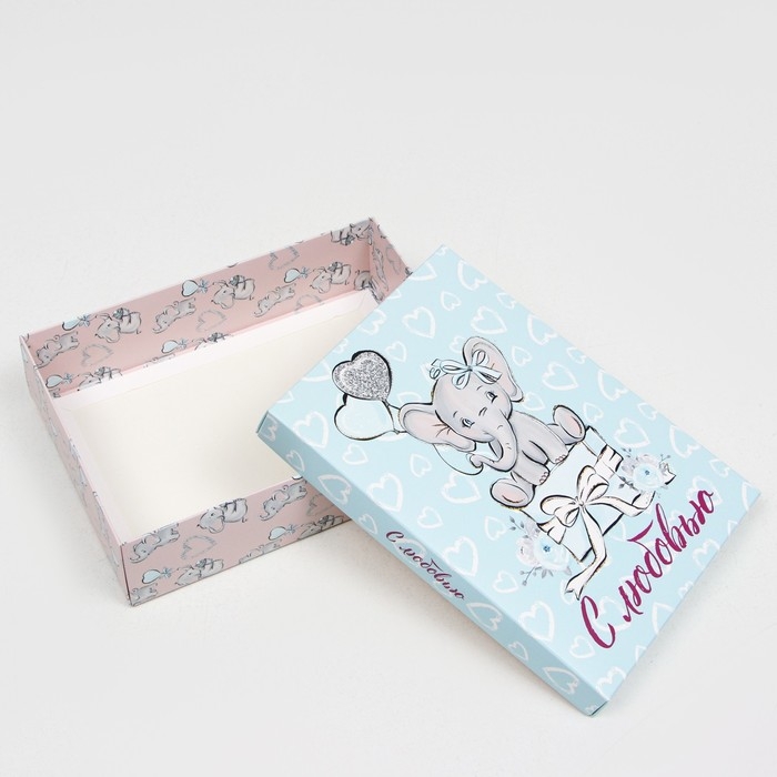 Подарочная коробка Подарочная коробка "С любовью", 21 х 15 х 5,7 см